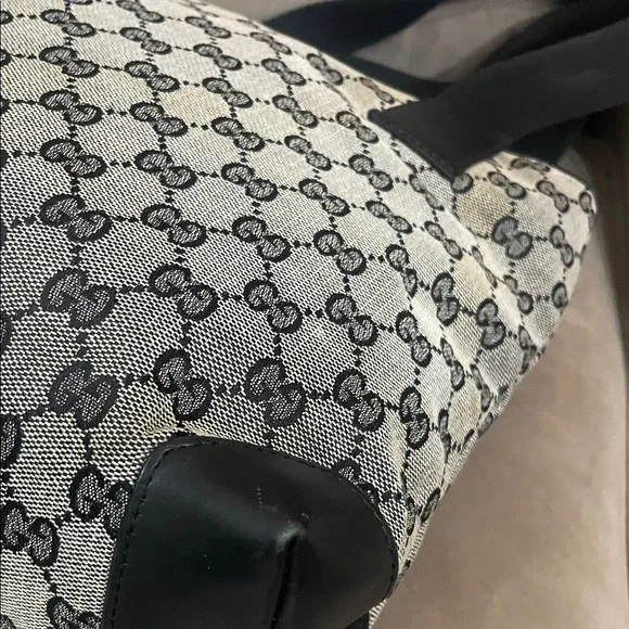 Gucci Black and Gray Signature Tote